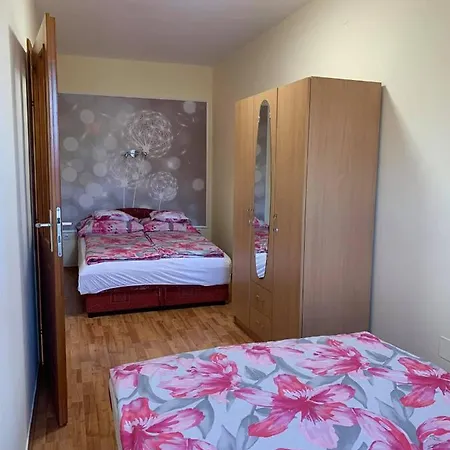 Bibor Apartman Gyula