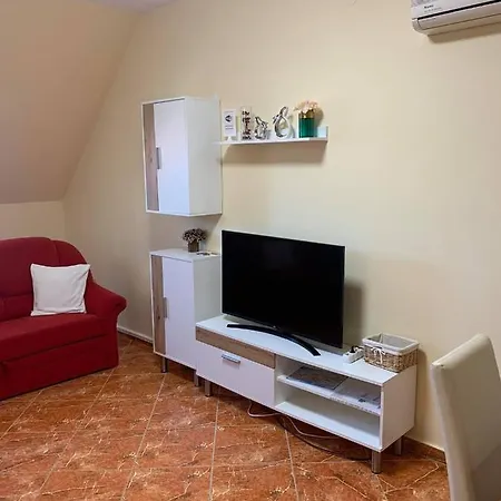 Apartman Bibor