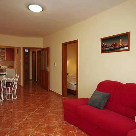 Bibor Appartement *